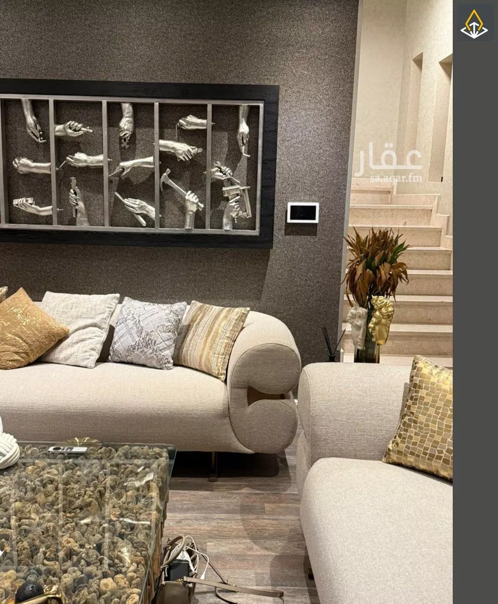 فيلا 4 غرف في عرقة 9