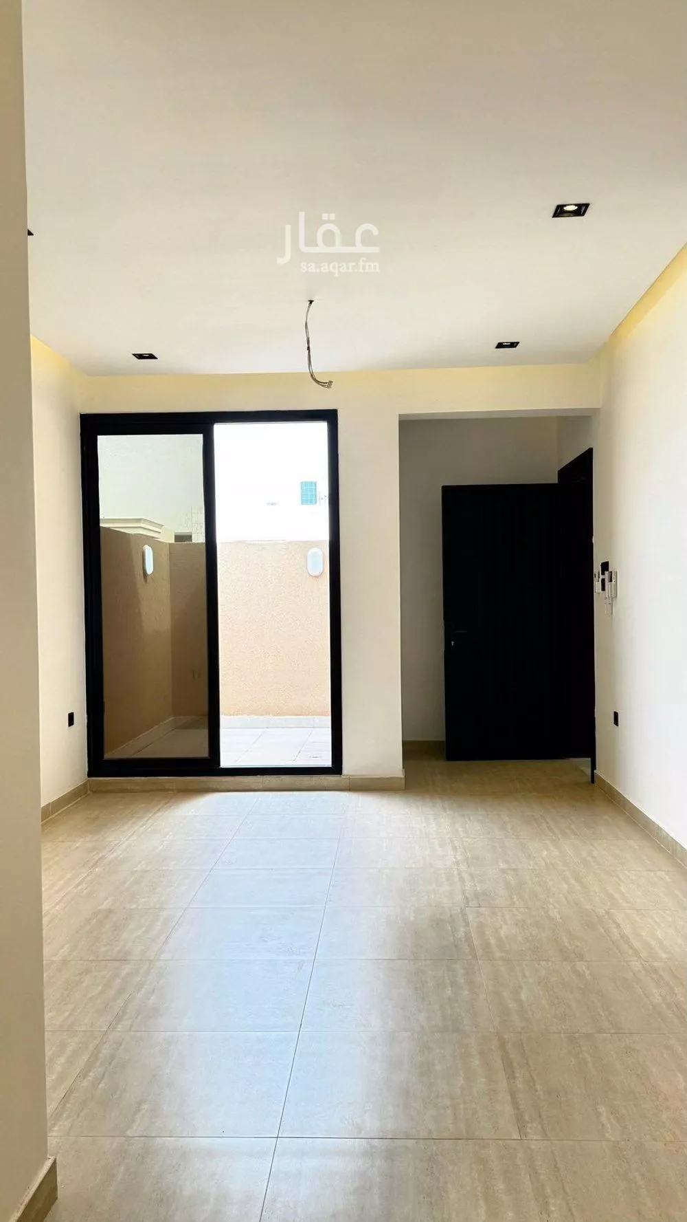 شقة 3 غرف في النرجس 10