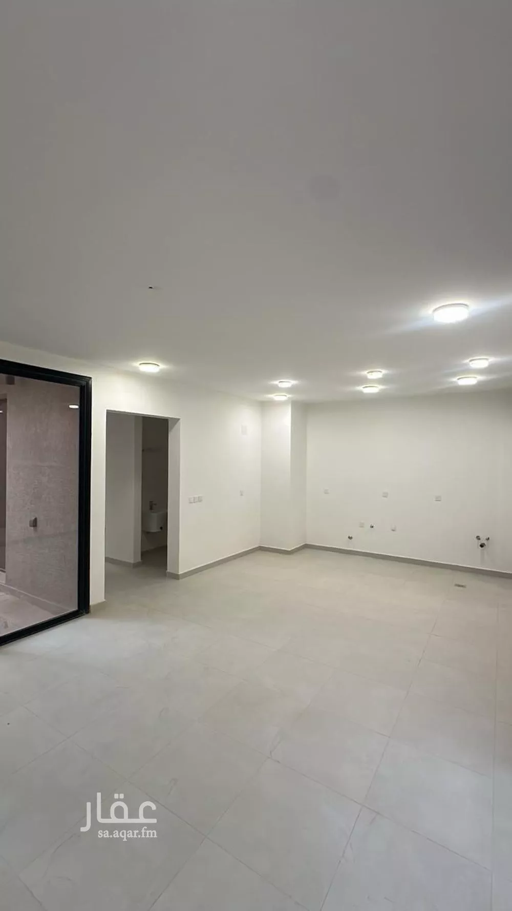 فيلا 4 غرف في العارض 15