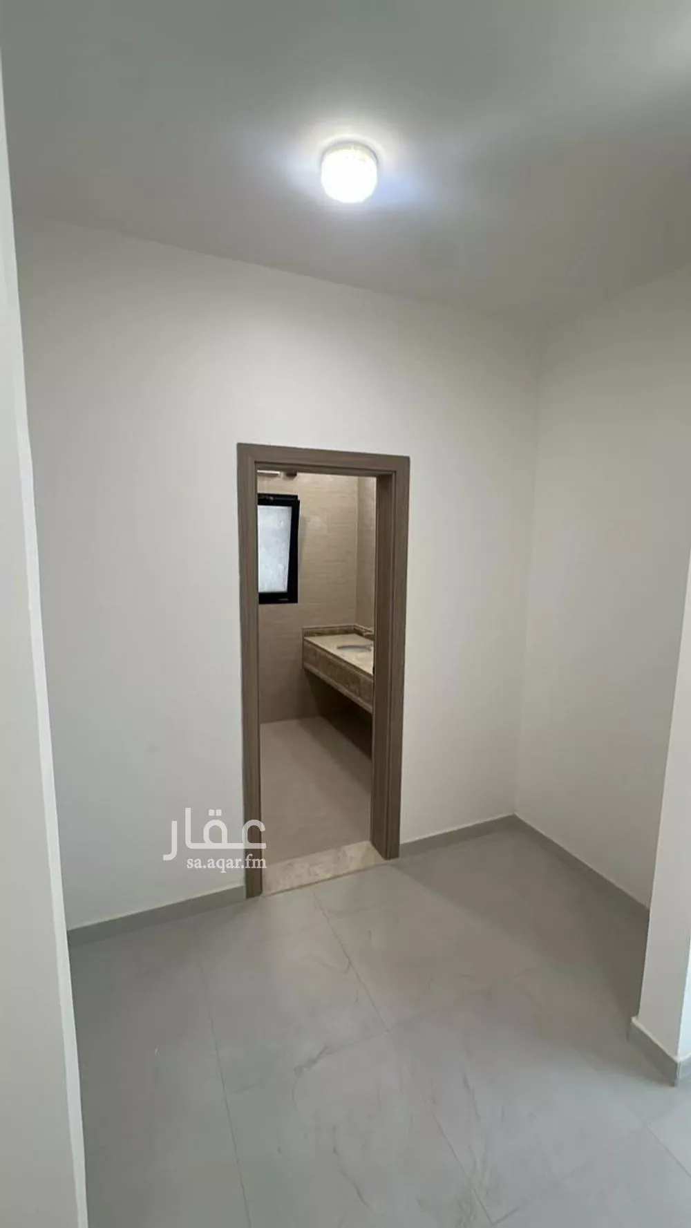 فيلا 4 غرف في العارض 23