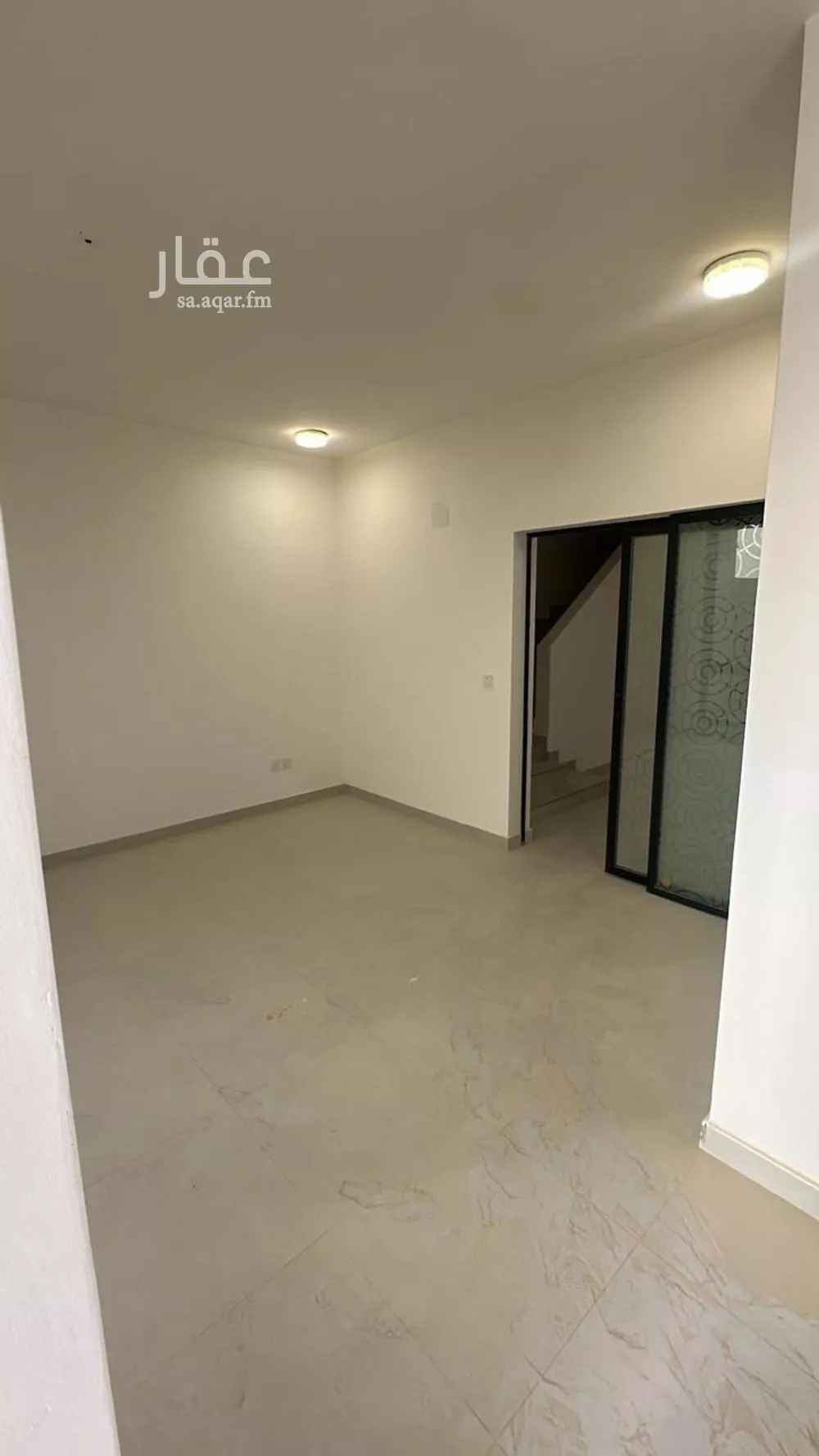 فيلا 4 غرف في العارض 27