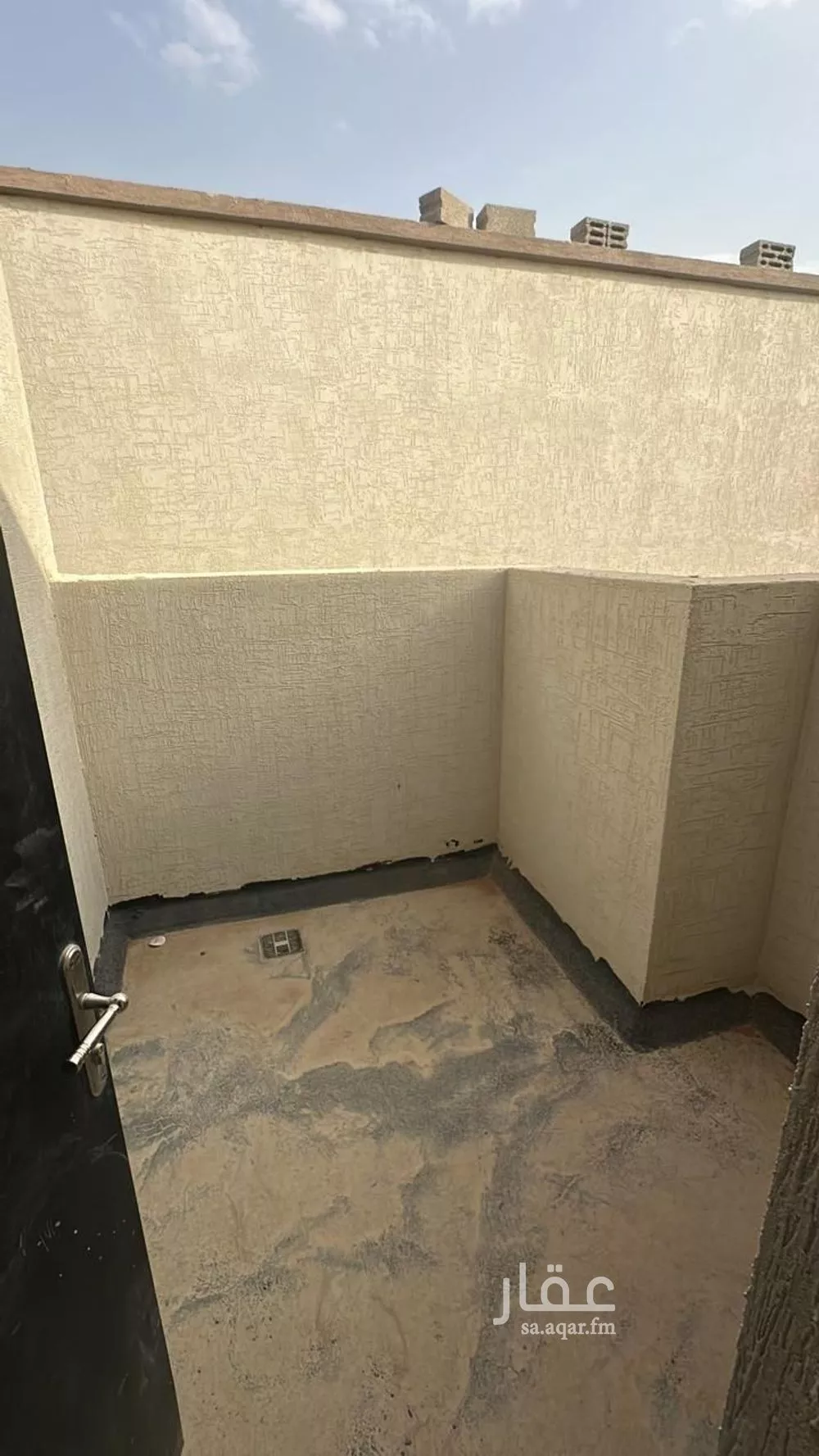 فيلا 4 غرف في العارض 8