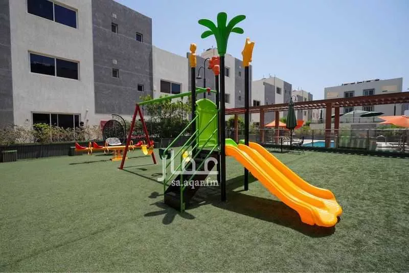 عمارة 2487 م² في المرجان 5