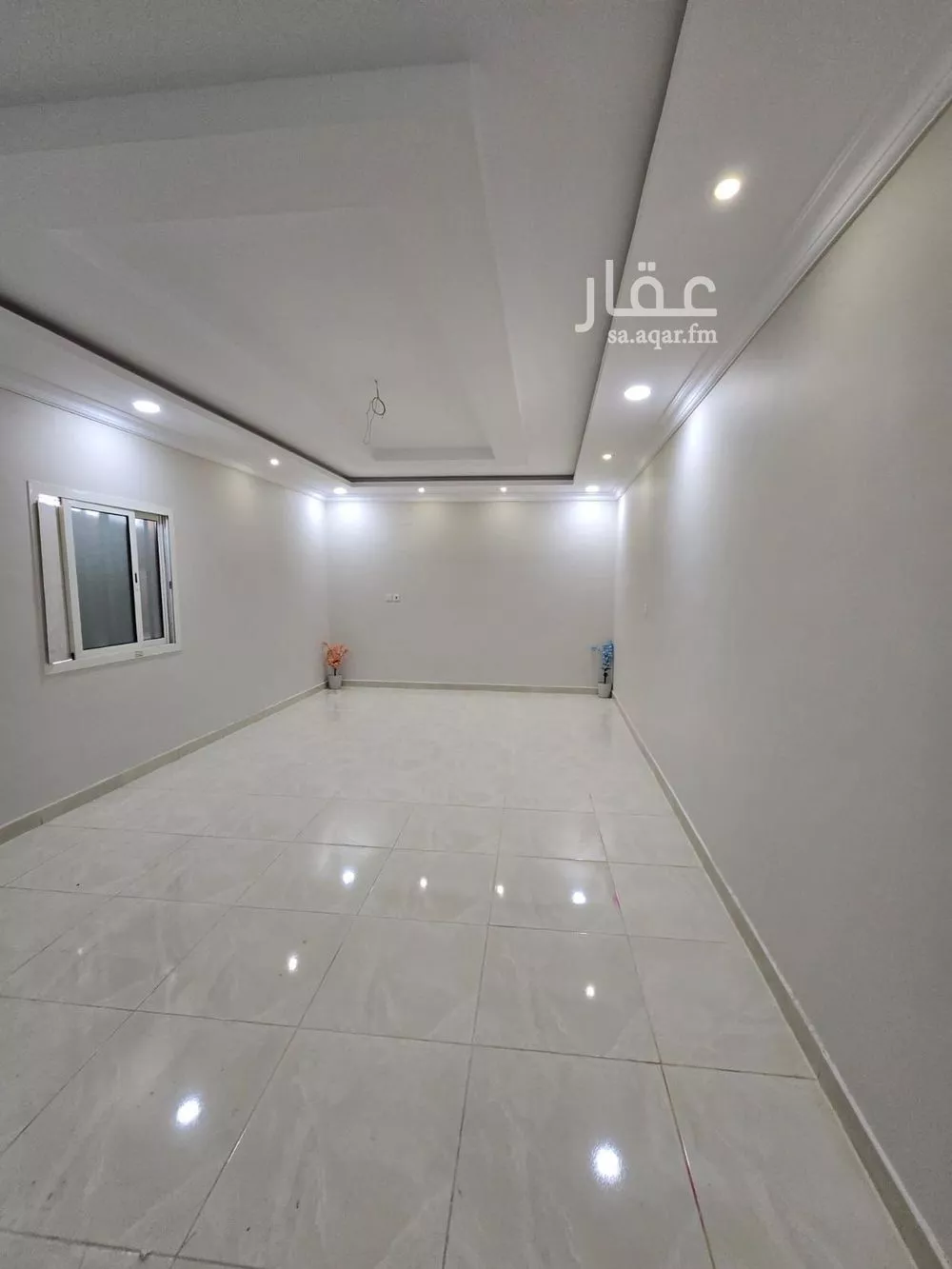 شقة 5 غرف في ضاحية الملك فهد 2