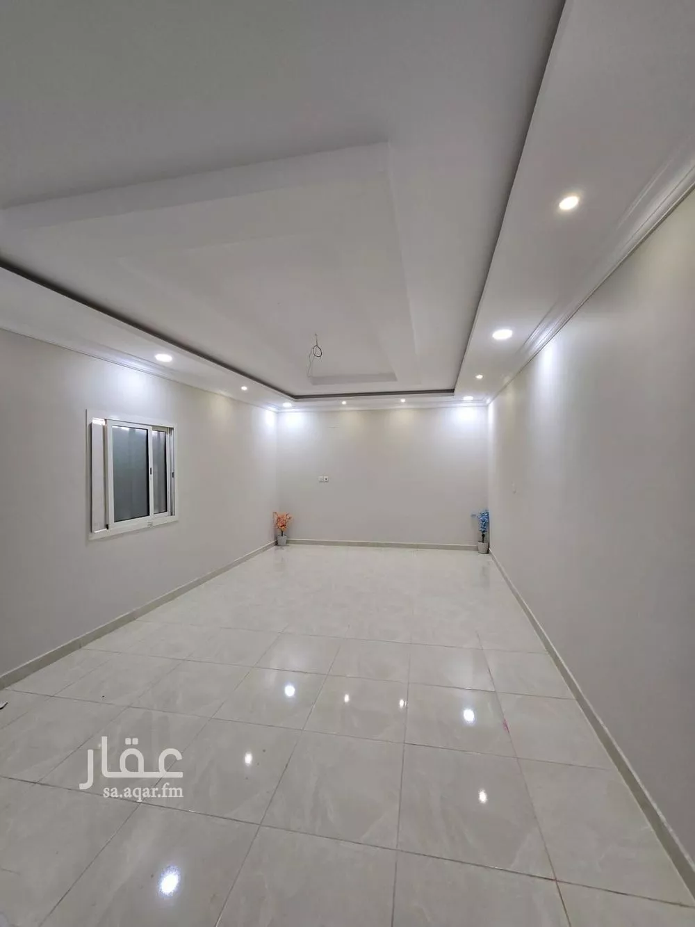 شقة 5 غرف في ضاحية الملك فهد 6