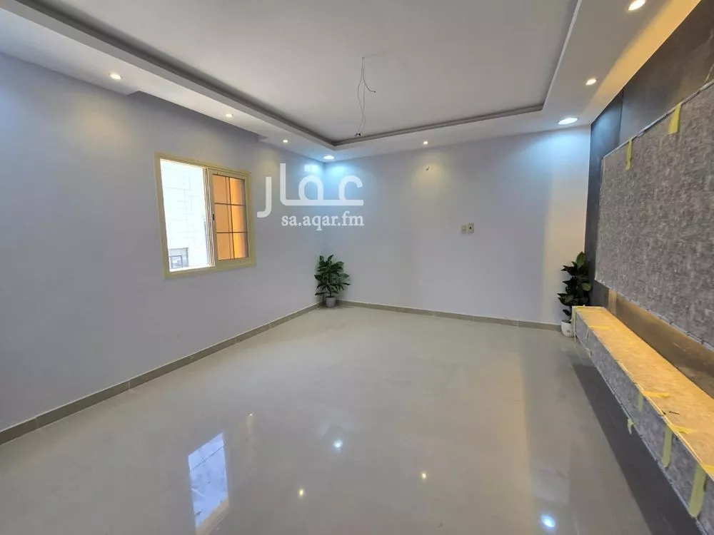 شقة 5 غرف في النور 5