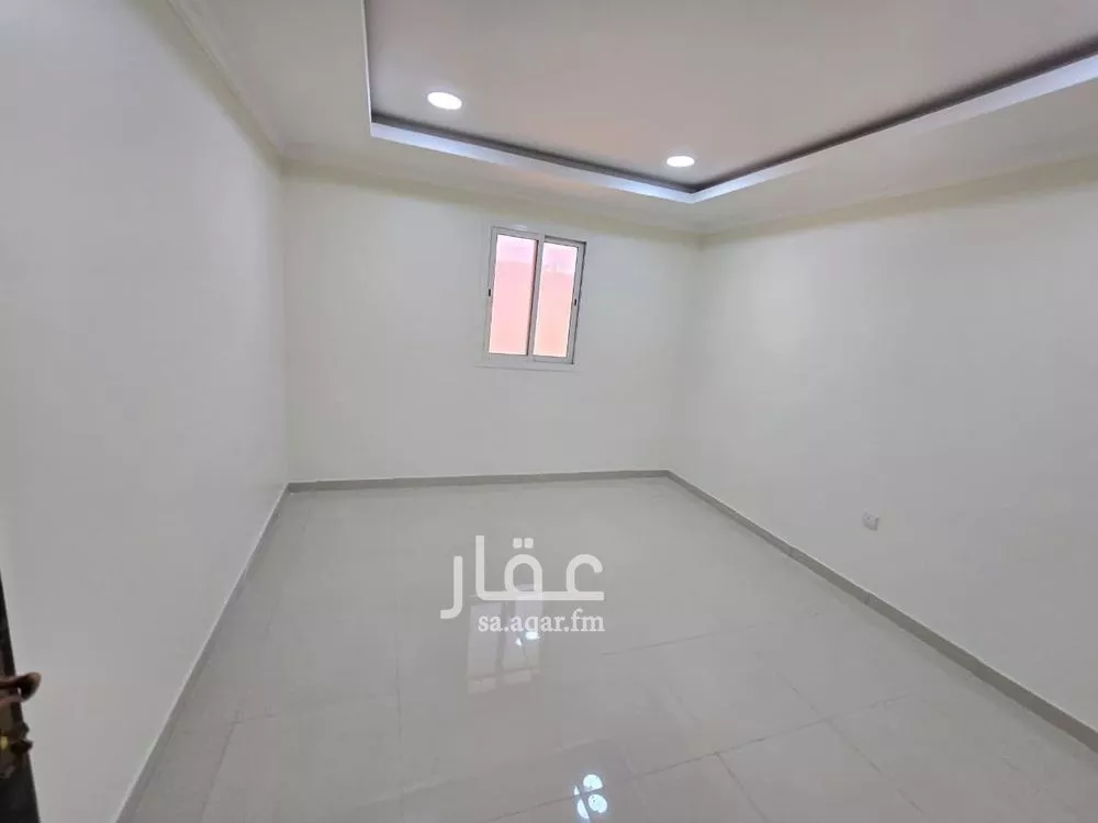 شقة 4 غرف في النور 15