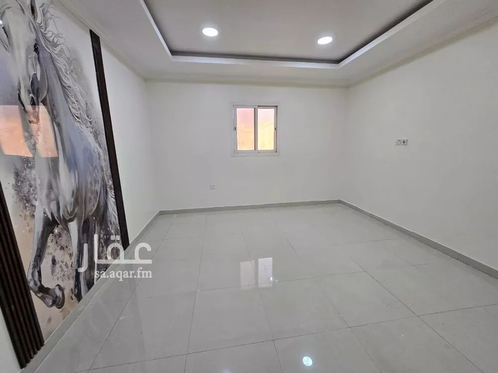 شقة 4 غرف في النور 20