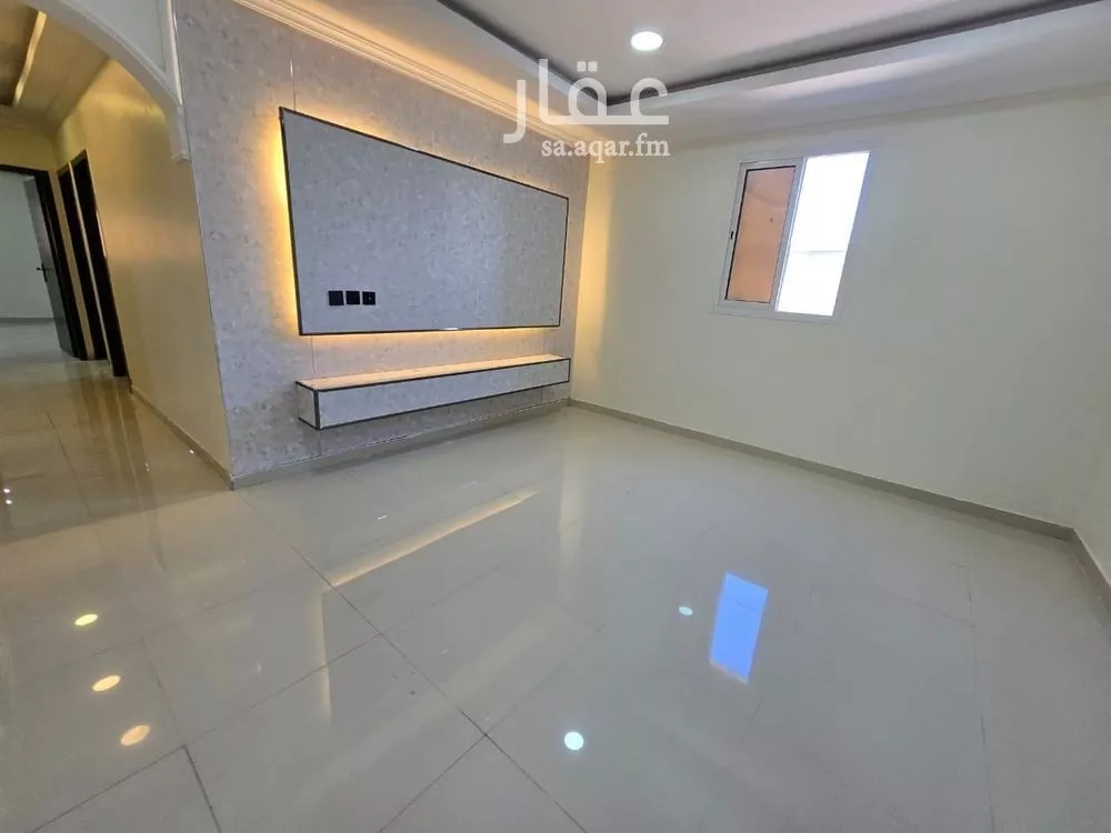 شقة 4 غرف في النور 3