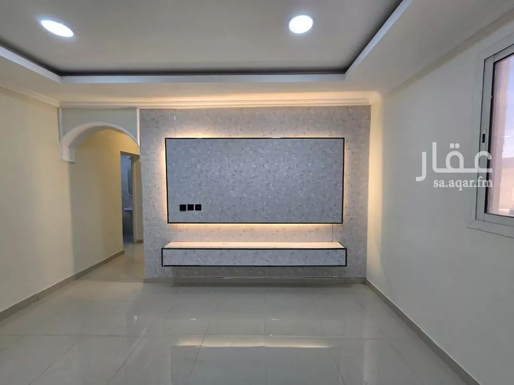 شقة 4 غرف في النور 4