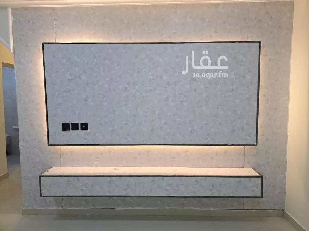 شقة 4 غرف في النور 5