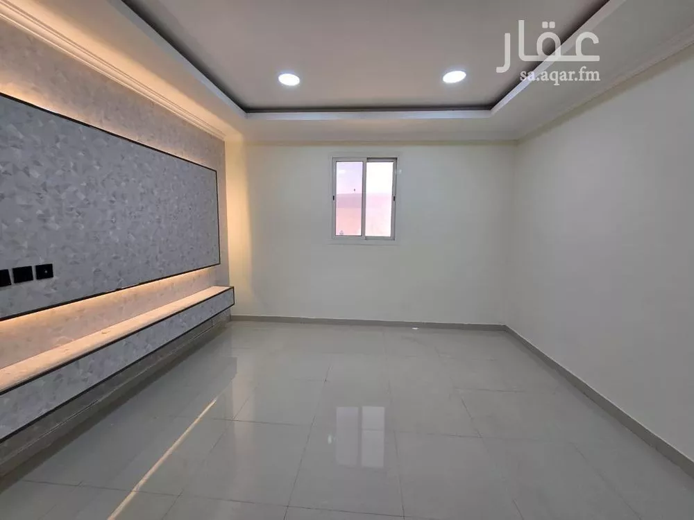 شقة 4 غرف في النور 7