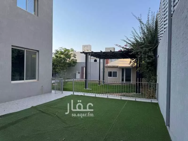 فيلا 4 غرف في بنبان 2