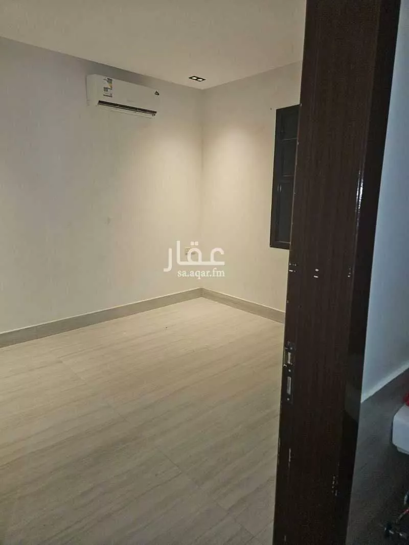 فيلا 6 غرف في العريجاء الغربية 14