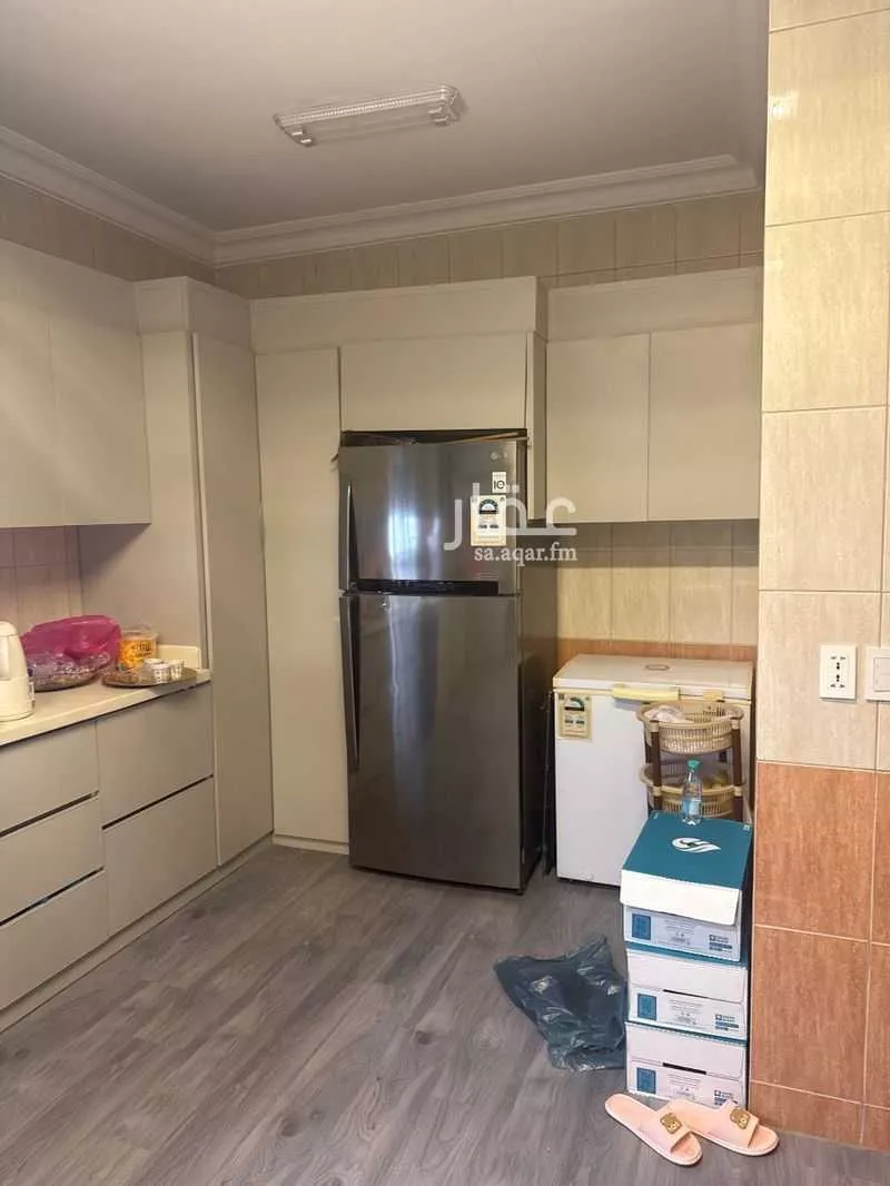 شقة 5 غرف في احد 7