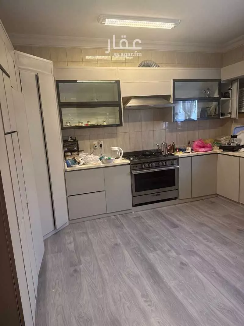 شقة 5 غرف في احد 8