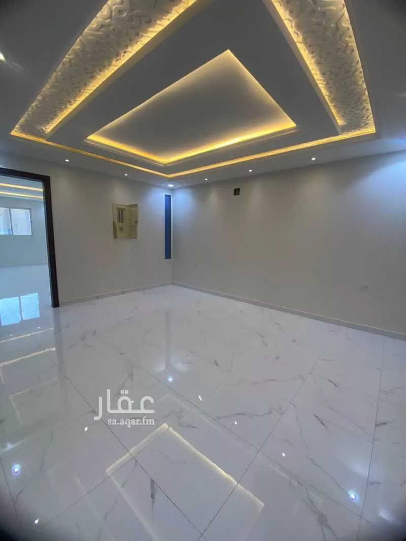 5 bedroom villa in Okaz 8