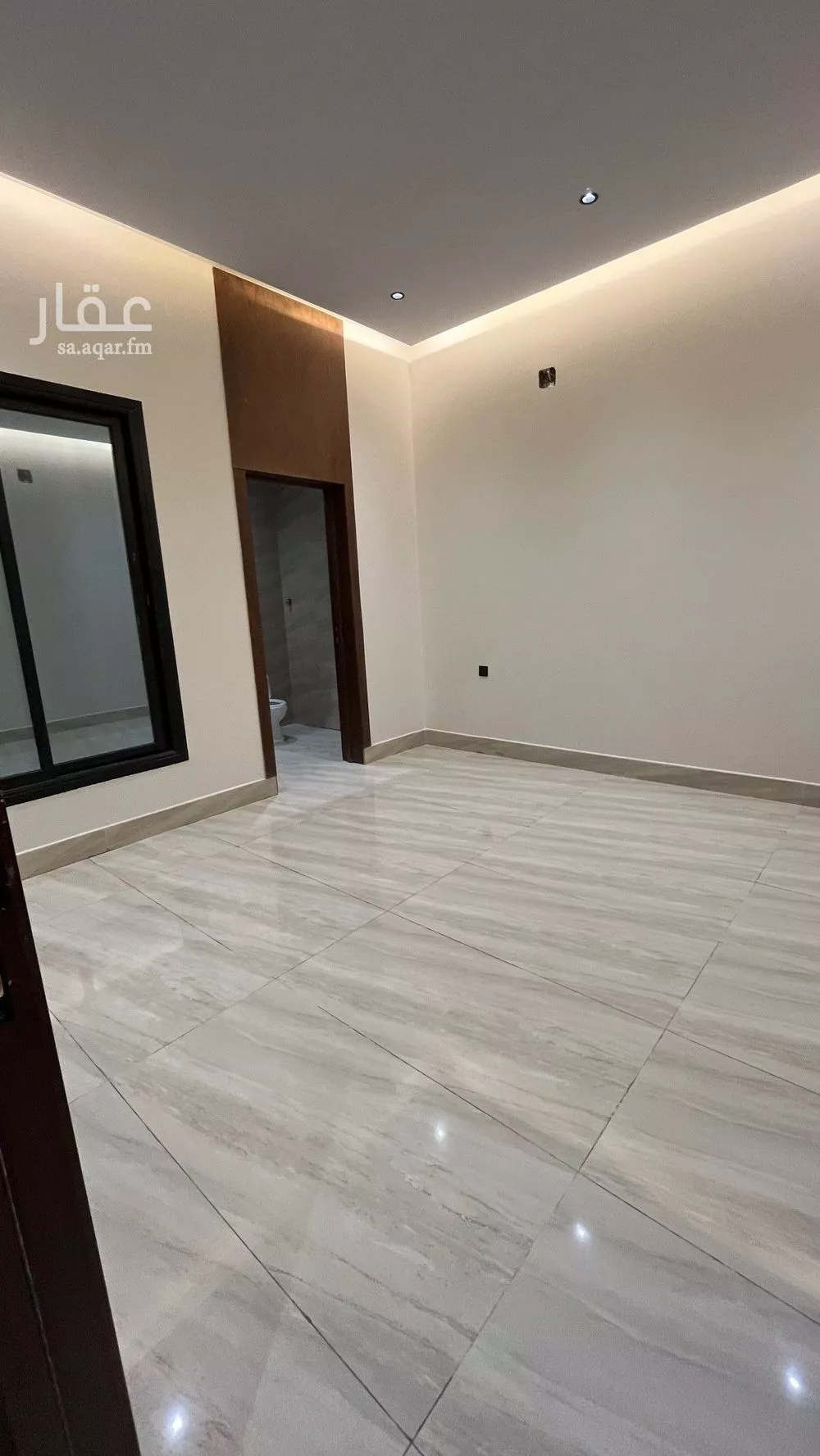 شقة 5 غرف في عكاظ 13