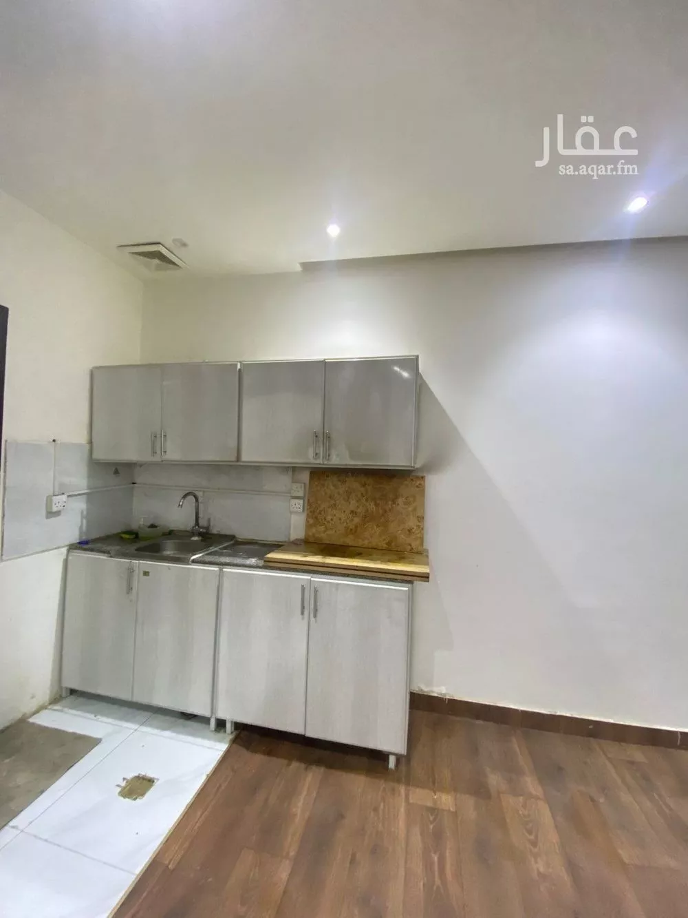 شقة 2 غرف في النزهة 5