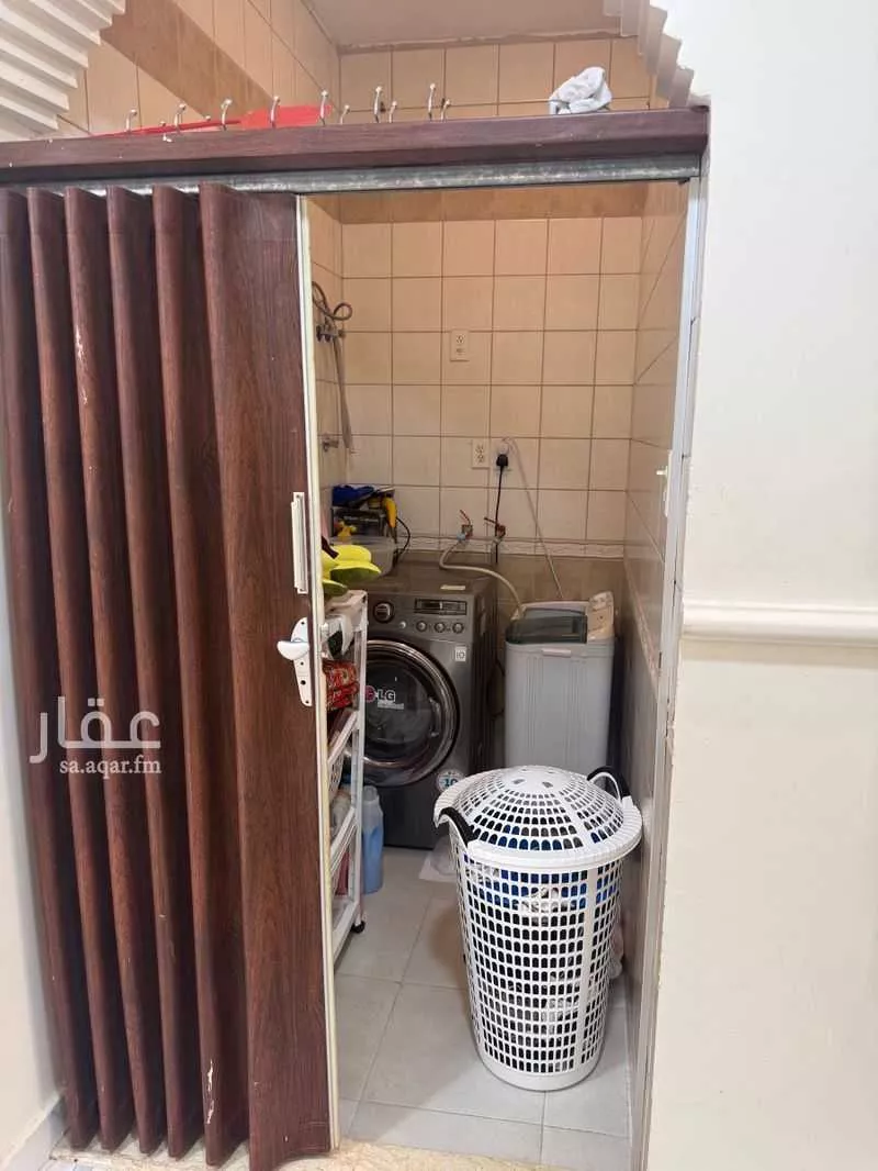 شقة 5 غرف في احد 12