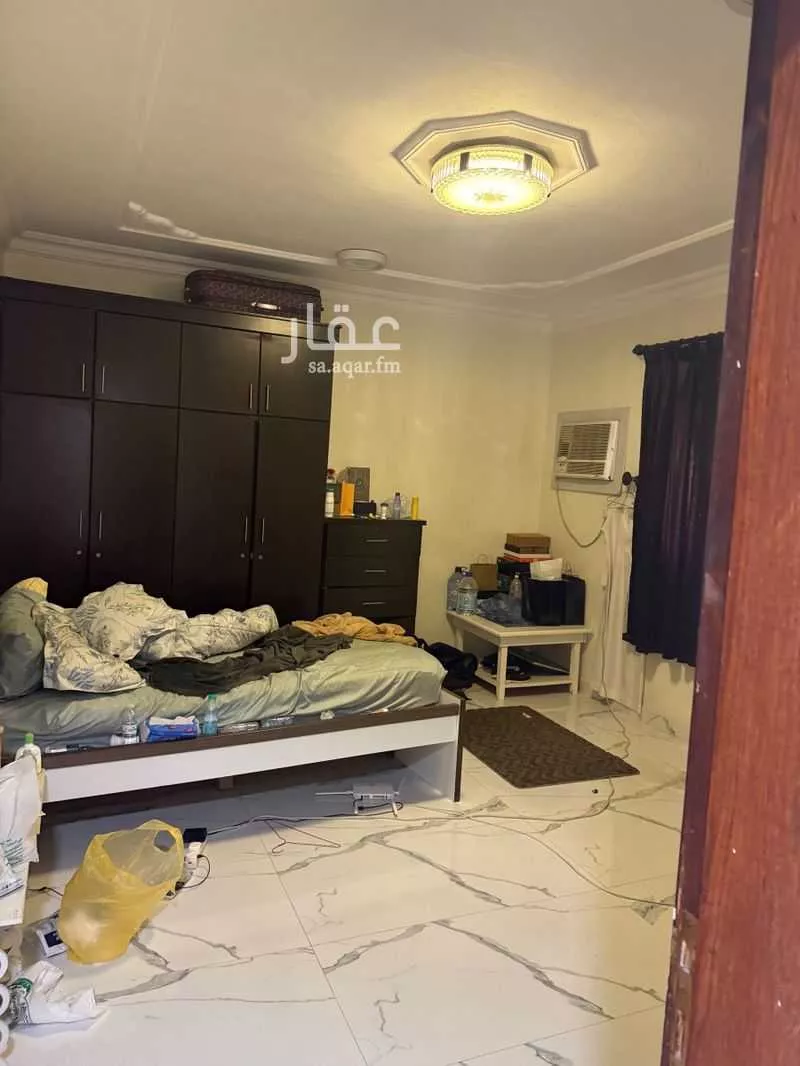 شقة 5 غرف في احد 6