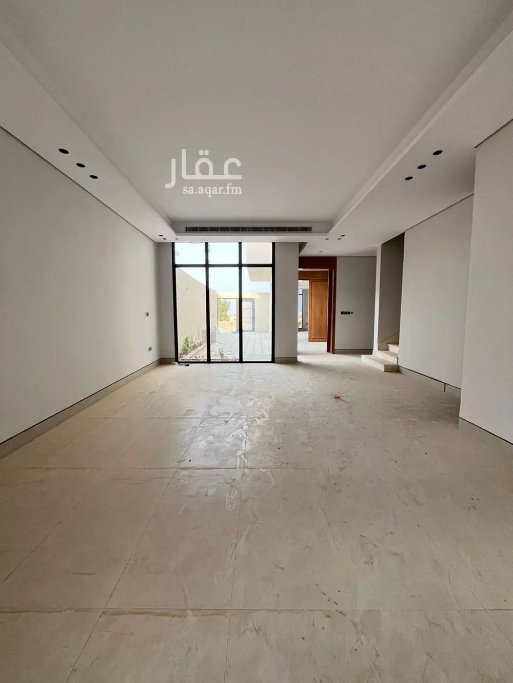 فيلا 5 غرف في المهدية 12