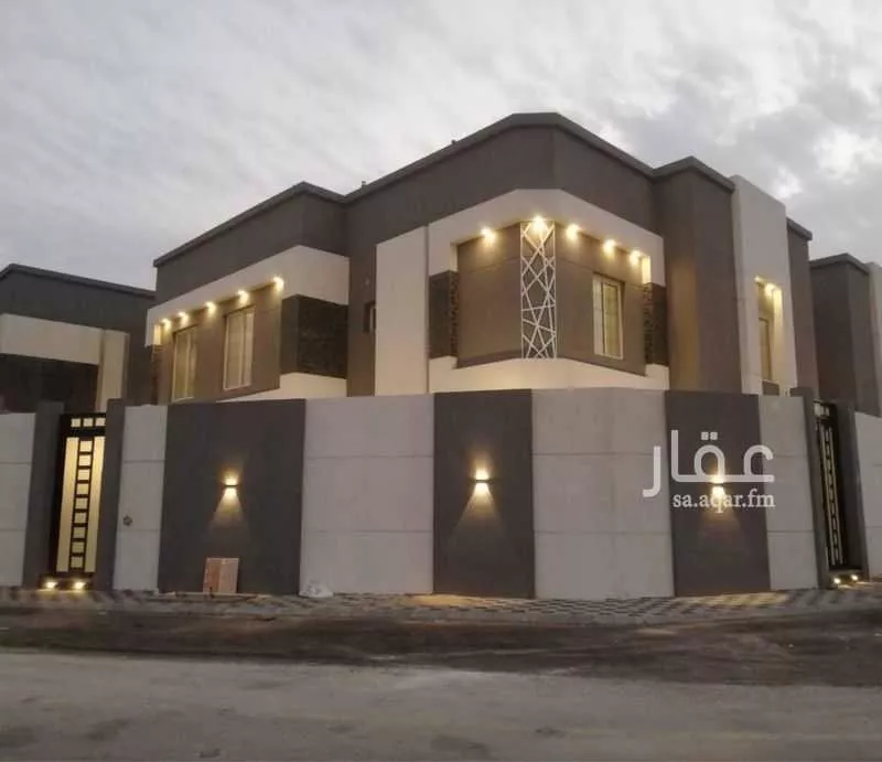 9 bedroom villa in Al Amal 8
