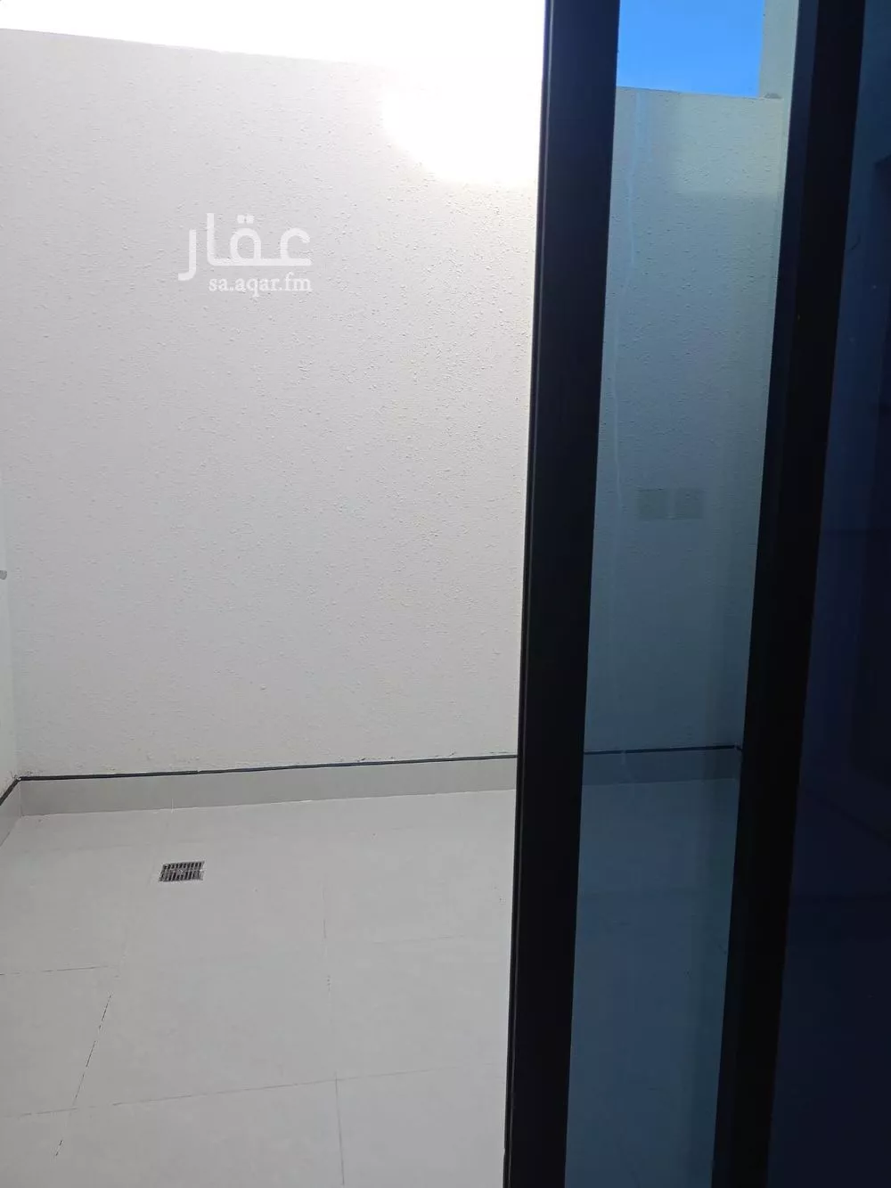 شقة 3 غرف في الشرق 8