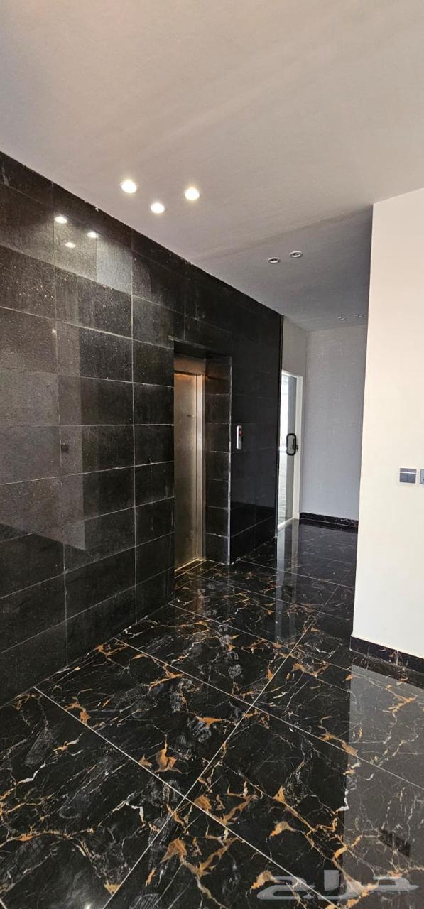 شقة 3 غرف في السيف 2