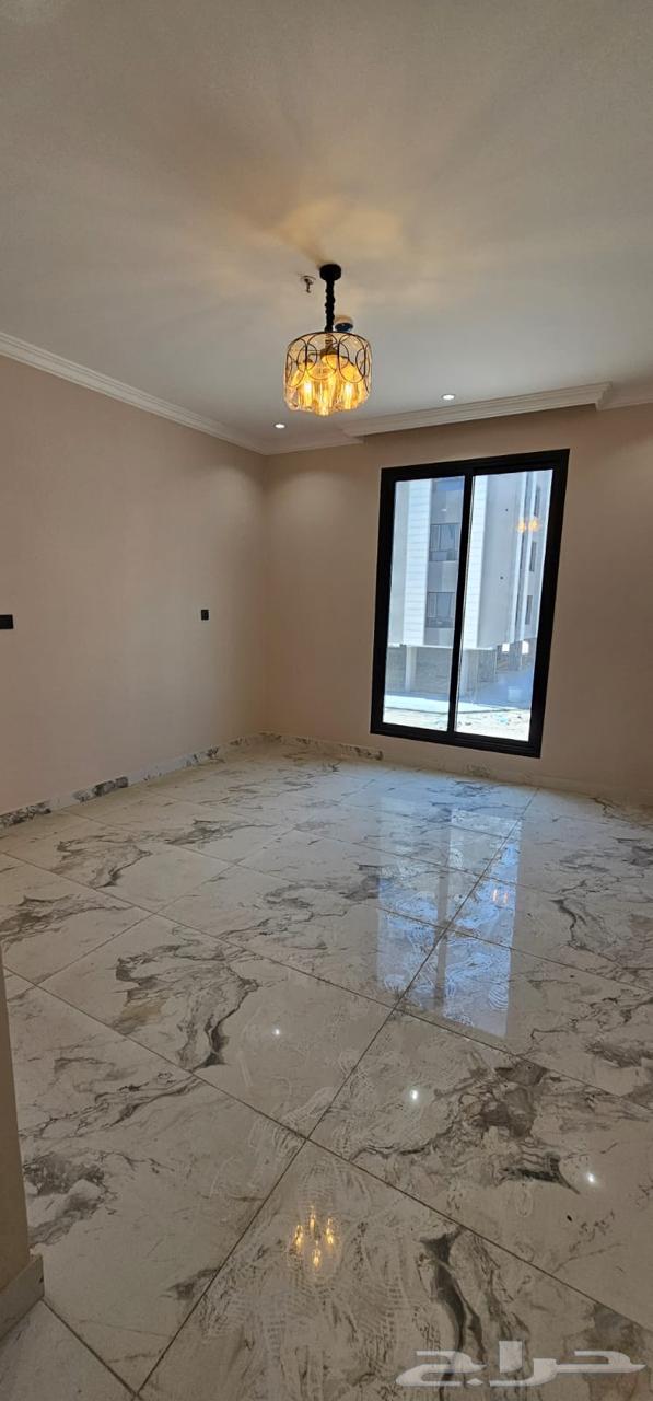 شقة 3 غرف في السيف 19