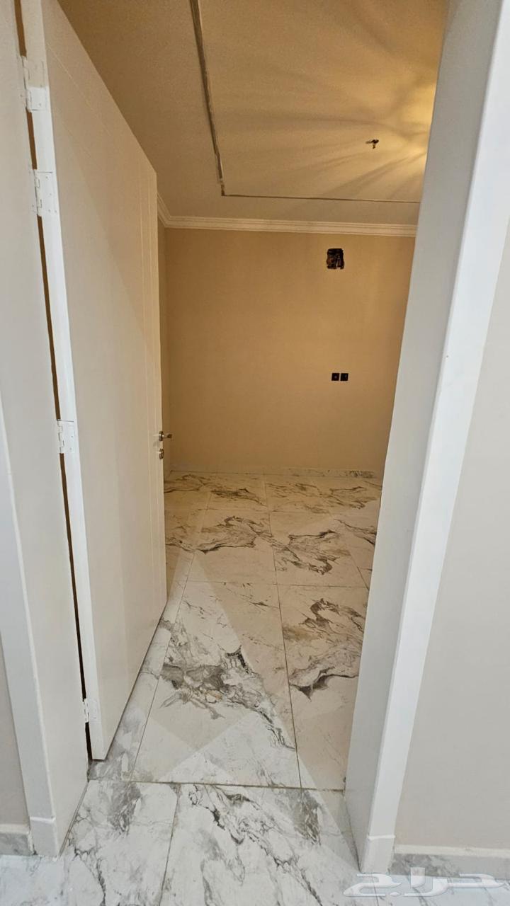 شقة 3 غرف في السيف 6