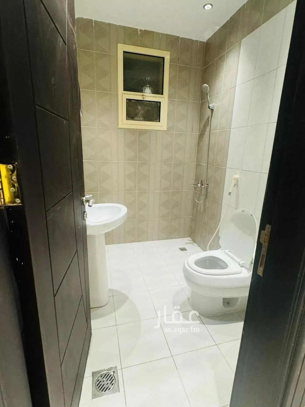 شقة 3 غرف في الياسمين 10