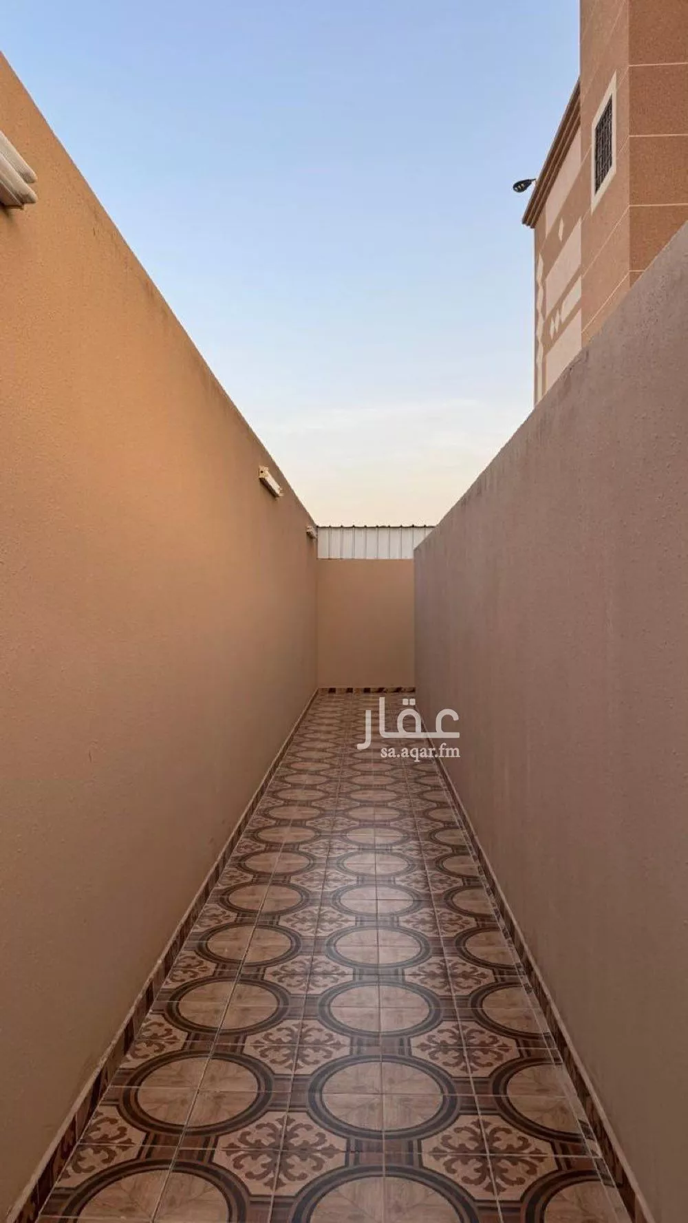 شقة 6 غرف في ظهرة لبن 12