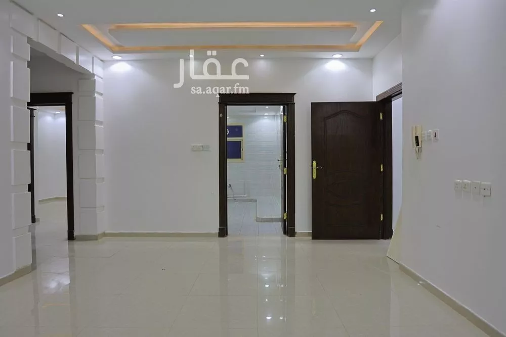 4 bedroom apartment in Dhahrat Laban 2