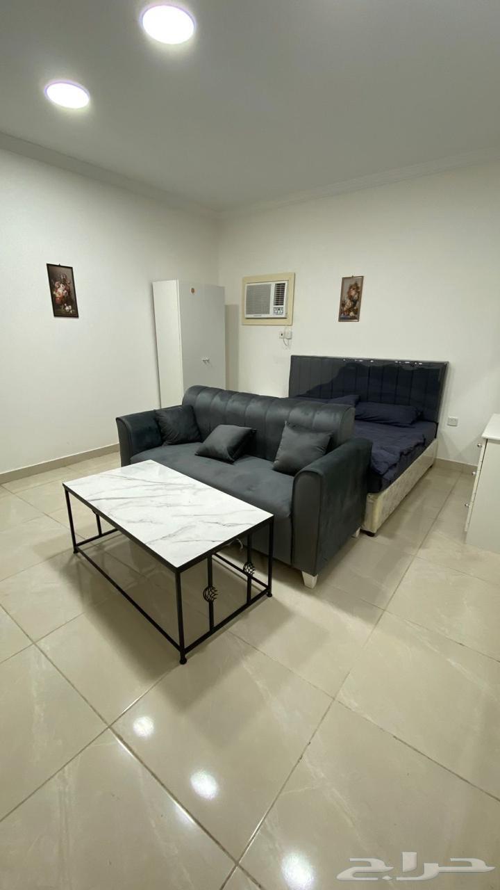 شقة 4 غرف في بطحاء قريش 9