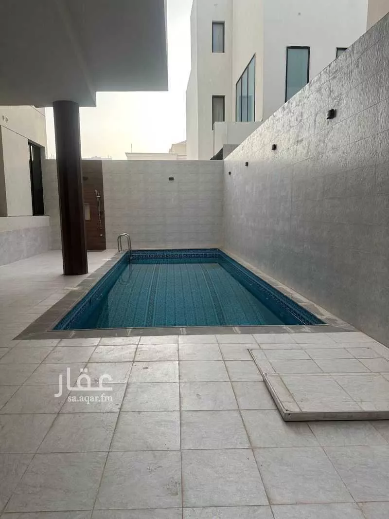 فيلا 6 غرف في الشاطئ 6