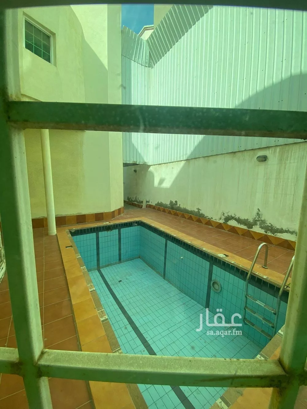 فيلا 12 غرف في السامر 6