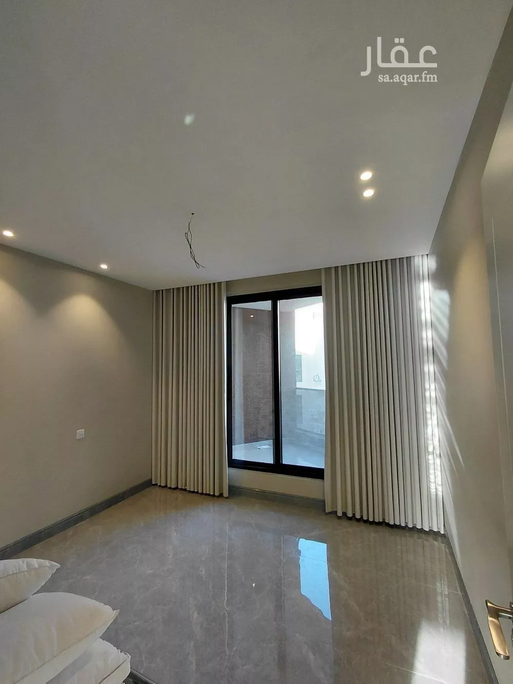 شقة 5 غرف في طيبة 12