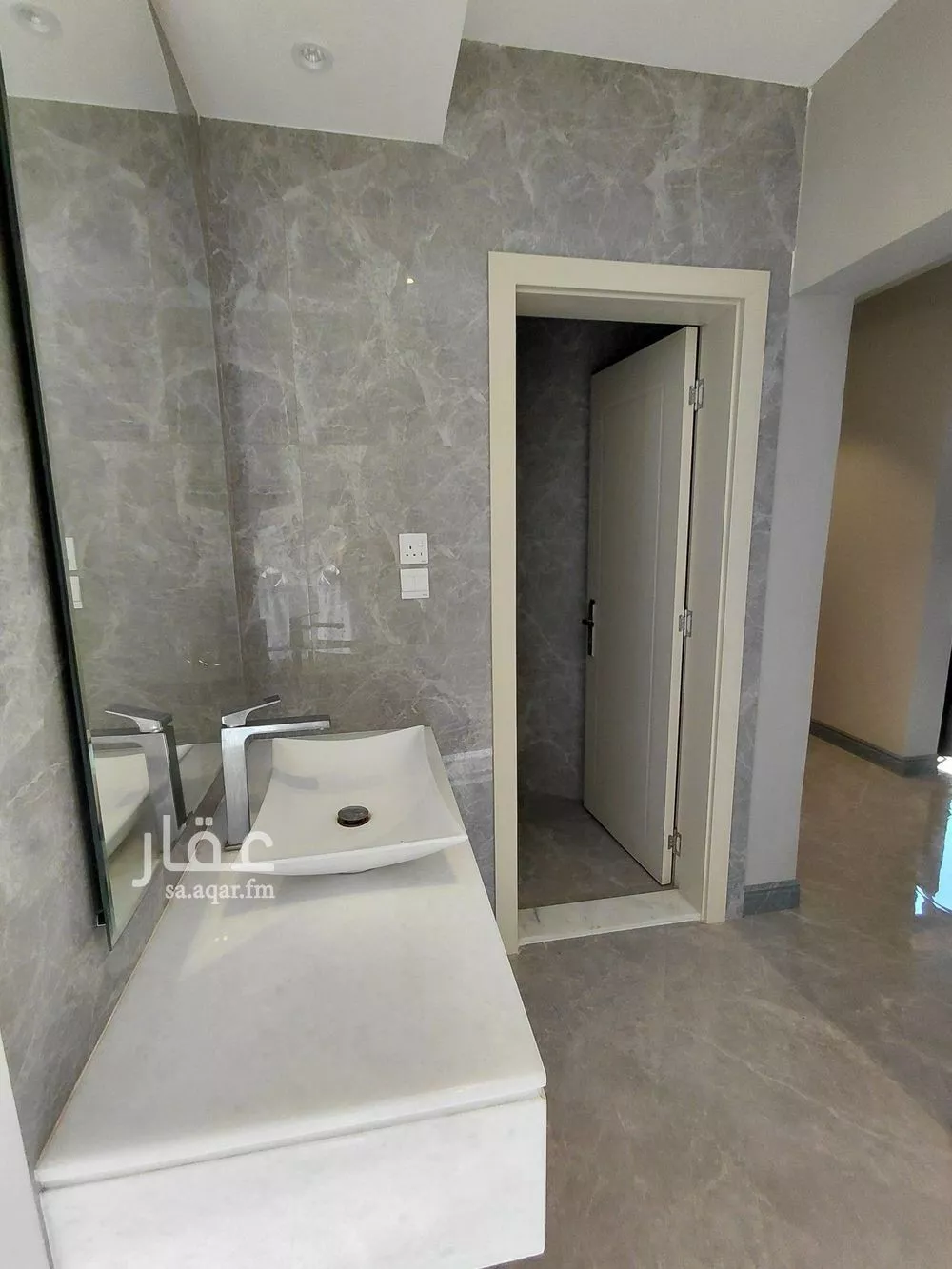 شقة 5 غرف في طيبة 3