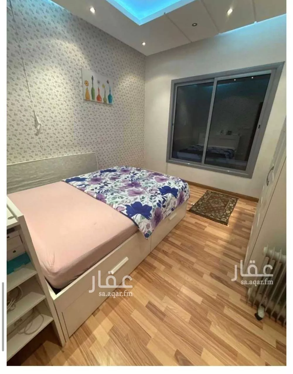 فيلا 4 غرف في العارض 5