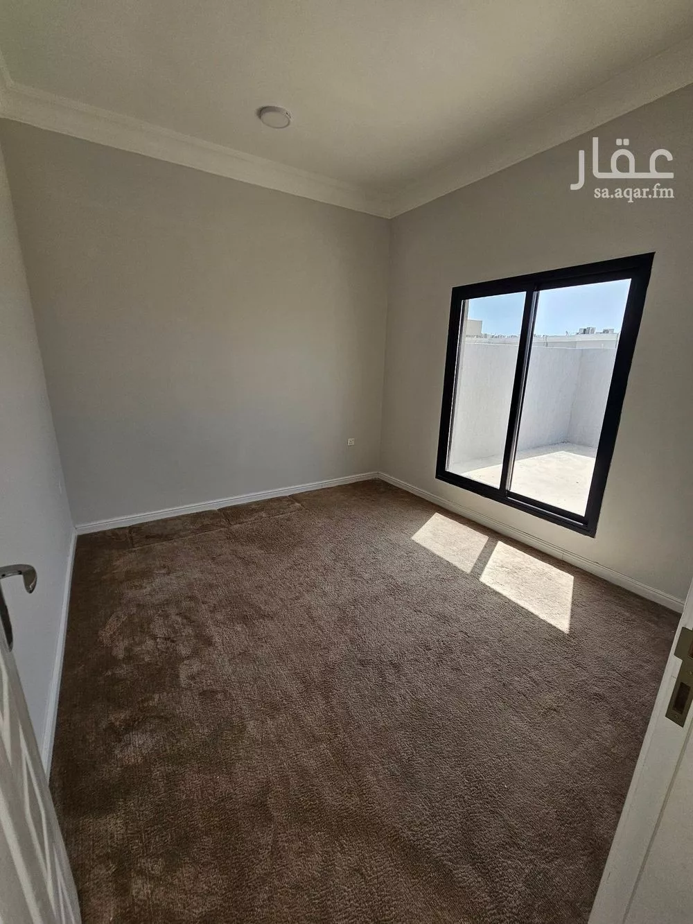 فيلا 5 غرف في الراكة الشمالية 12