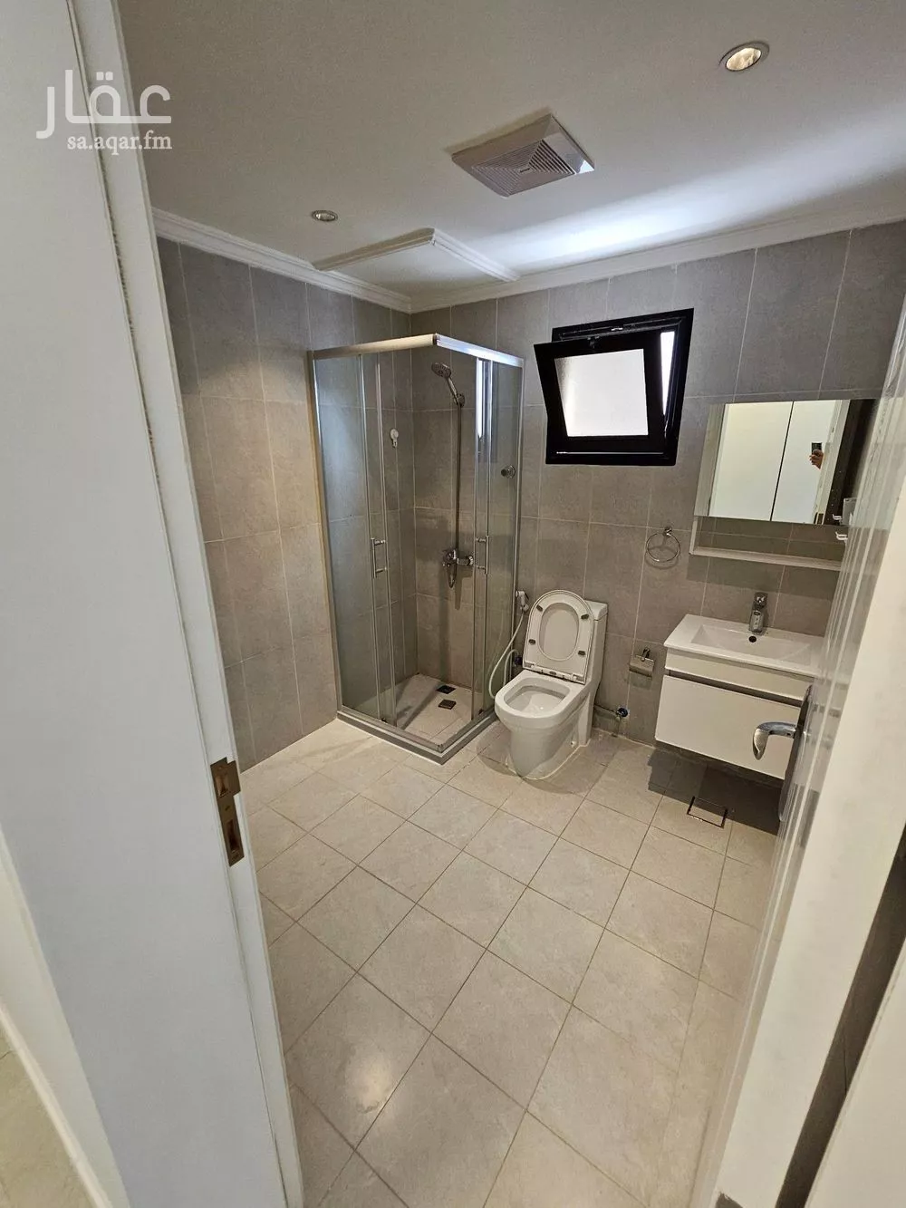 فيلا 5 غرف في الراكة الشمالية 13