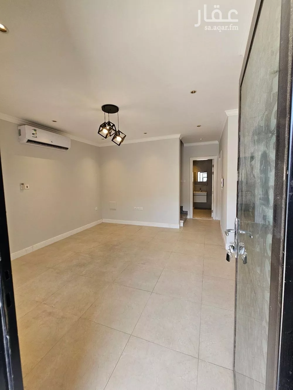 فيلا 5 غرف في الراكة الشمالية 5