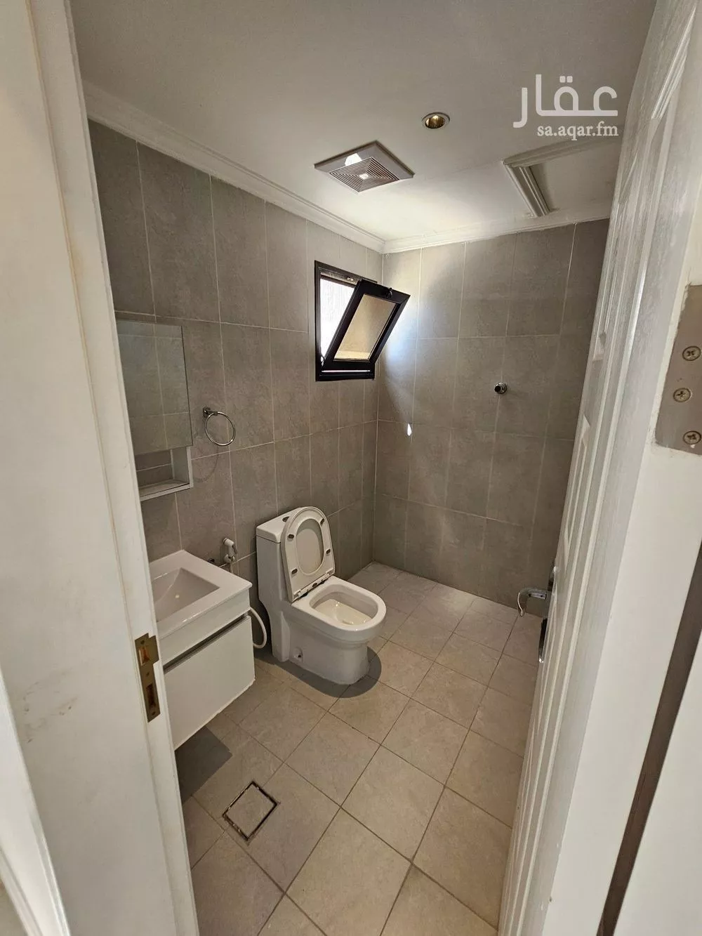 فيلا 5 غرف في الراكة الشمالية 7