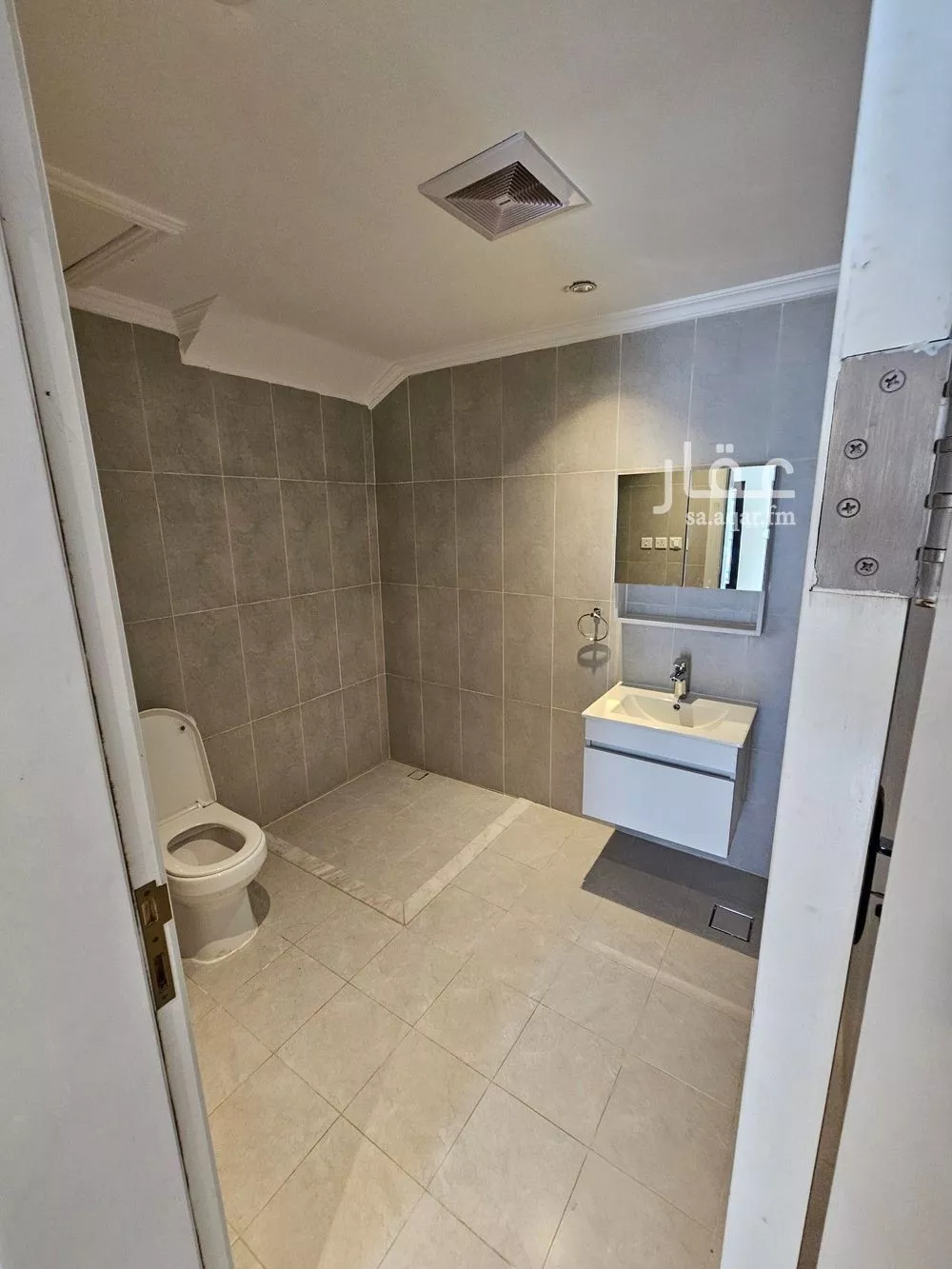 فيلا 5 غرف في الراكة الشمالية 8