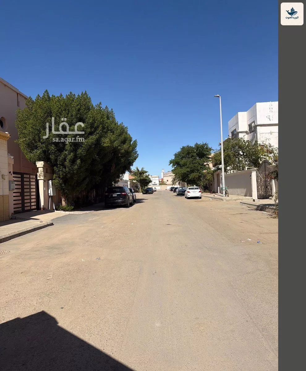 فيلا 6 غرف في النعيم 5