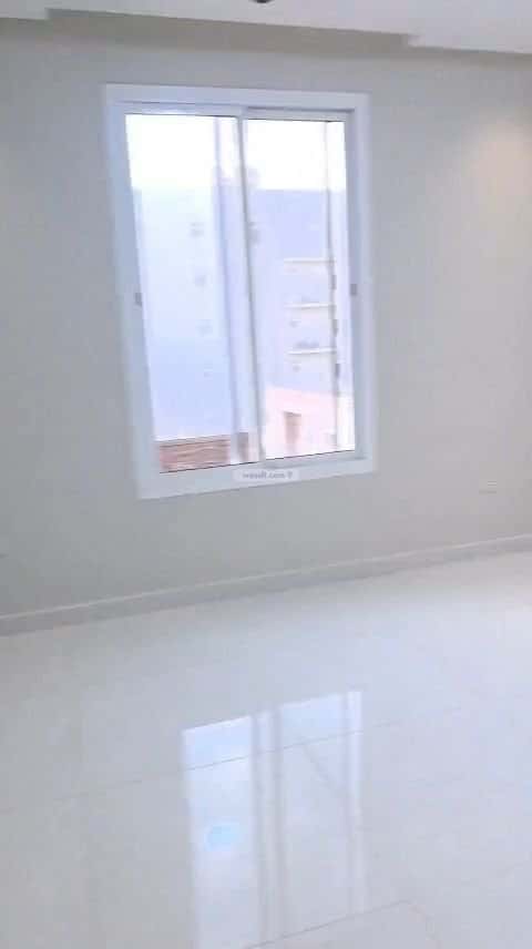 شقة 3 غرف في الربوة 8