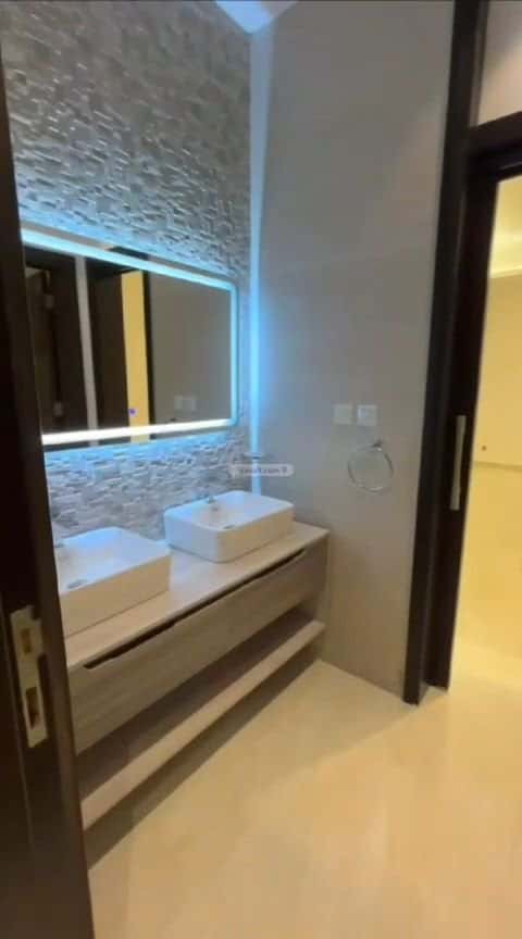 شقة 5 غرف في الصفاء 8