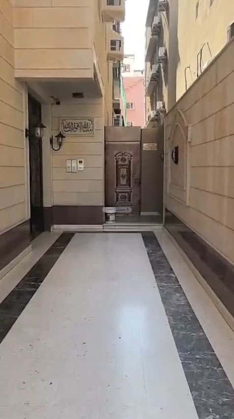 شقة 4 غرف في المروة 17