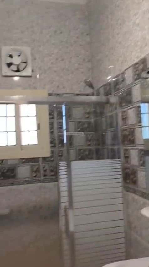 شقة 4 غرف في المروة 20